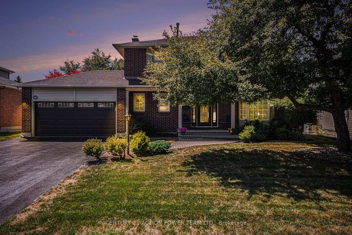 Property Photo: 1358 Turner Crescent ON K1E 2Y4
