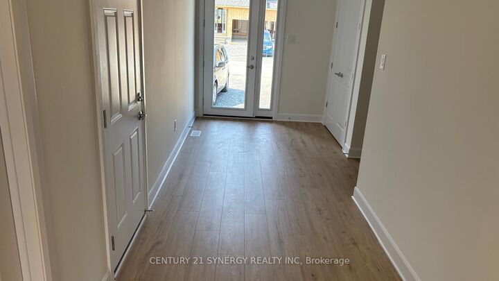 Property Photo: 1048 Ventus Way ON K1W 0S7
