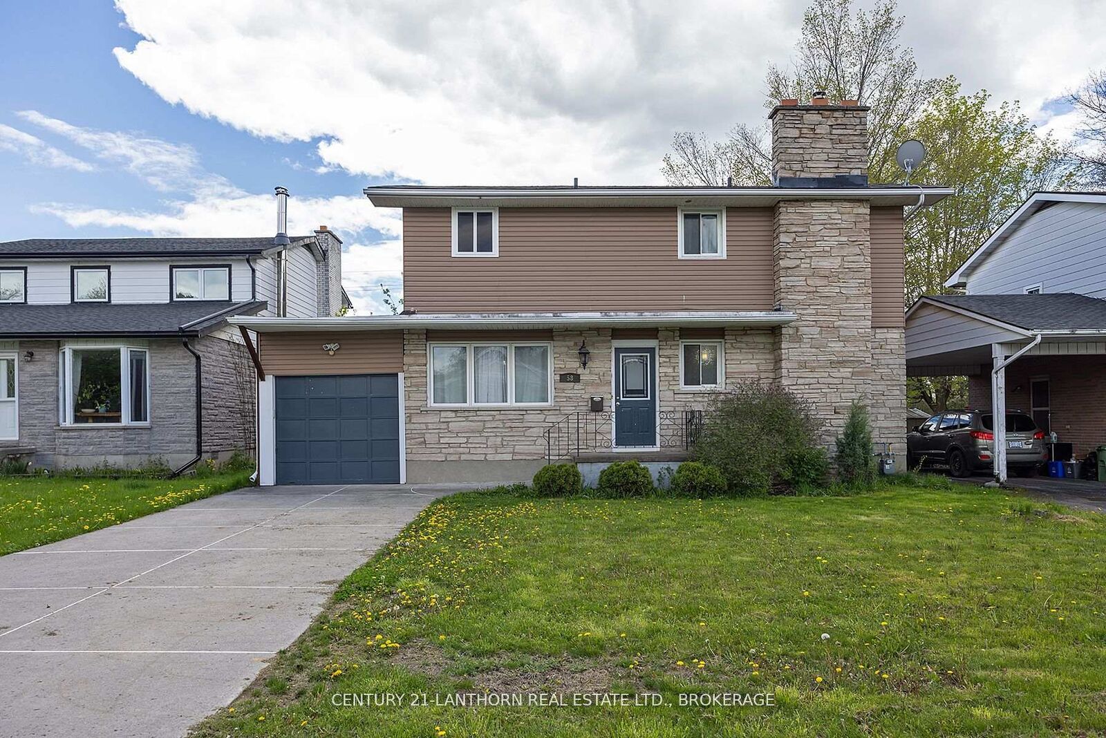 Photo de la propriété: 58 Cliff Crescent ON K7M 1A8