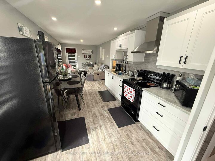 Photo de la propriété:  29 Seymour Avenue  ON K6J 4L9 