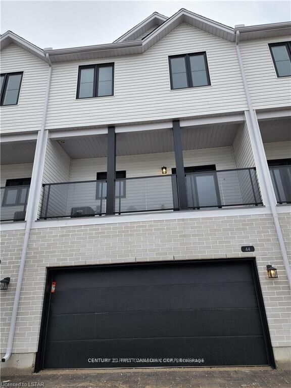 Photo de la propriété: 1781 Henrica Avenue 44 ON N6G 0Y2