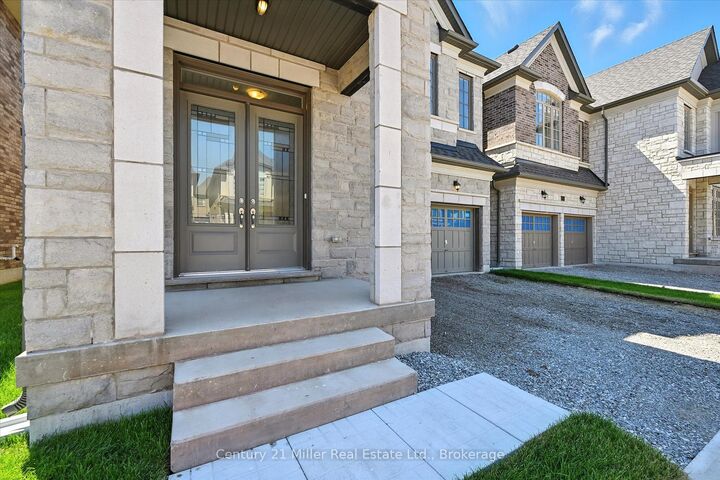 Property Photo:  3250 Millicent Avenue  ON L6H 0V8 