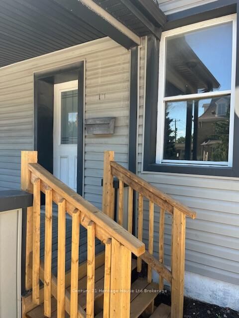 Photo de la propriété: 74 Wilson Street ON N4S 3N5