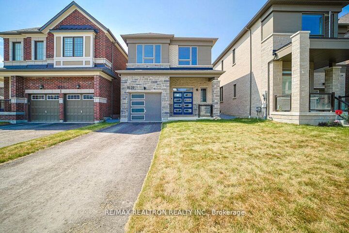 Property Photo: 1859 Weeping Willow Lane ON L1X 0K6
