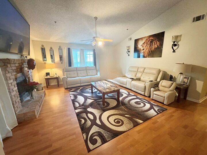 Property Photo:  2092 Sherwood Drive E38  GA 31602 