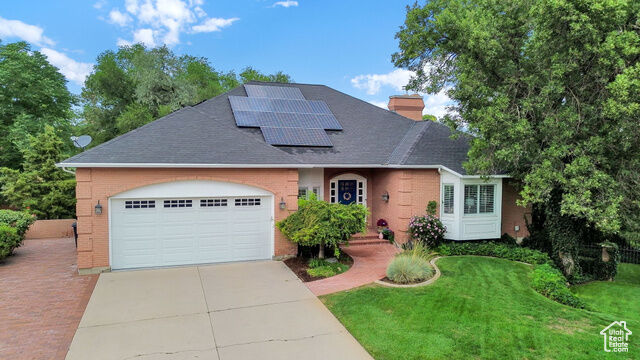 Property Photo: 4972 S Boabab Cir UT 84117