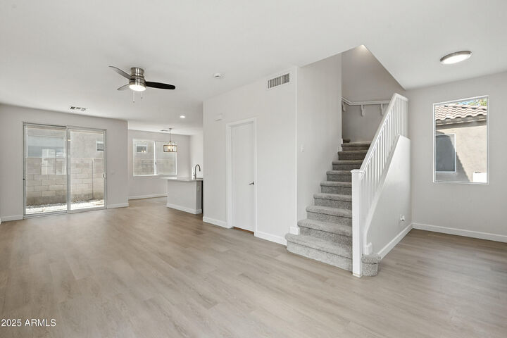 Property Photo: 1409 E Bloch Road AZ 85040