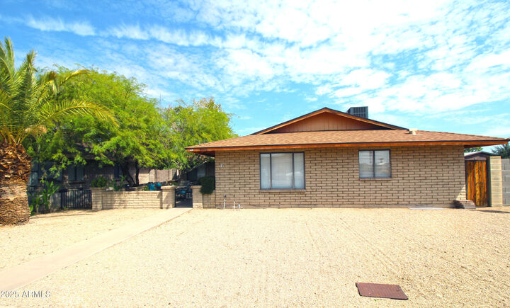Property Photo: 4552 E Caballero Circle AZ 85205