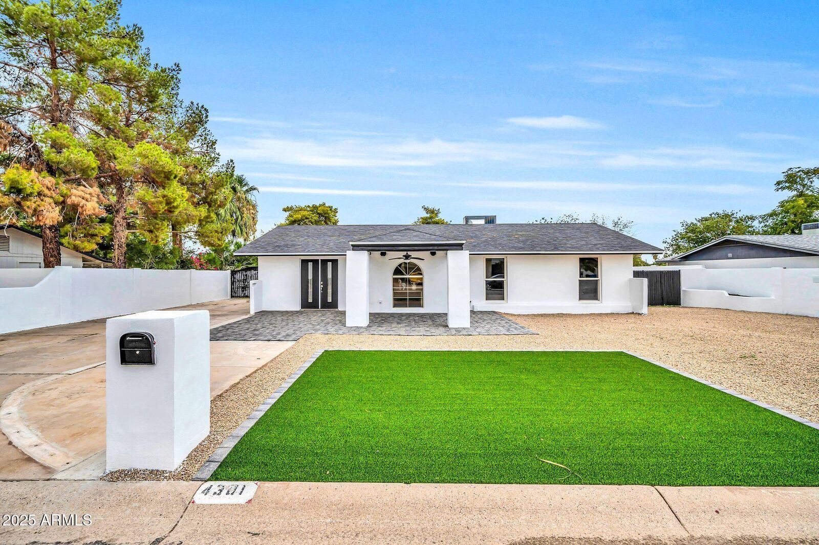 Property Photo: 4301 E Bluefield Avenue AZ 85032