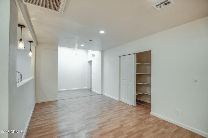Property Photo:  6032 N 81st Street  AZ 85250 