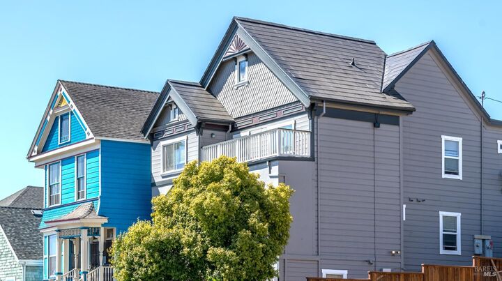 Property Photo: 330 Capitol Street CA 94590