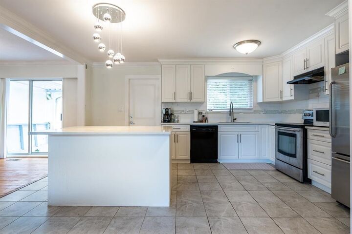 11276 Kendale View  Delta BC V4C 3P9 photo