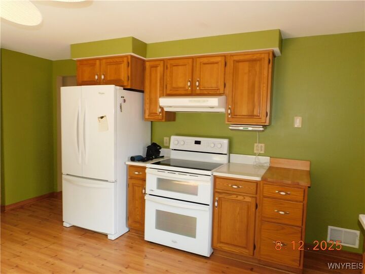 Property Photo: 4174 Victorian Drive NY 14075