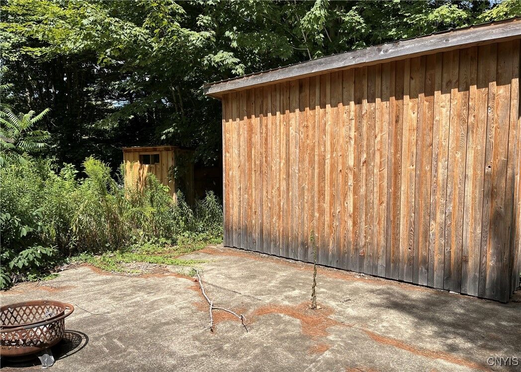 Property Photo:  356 Lower Road  NY 13044 