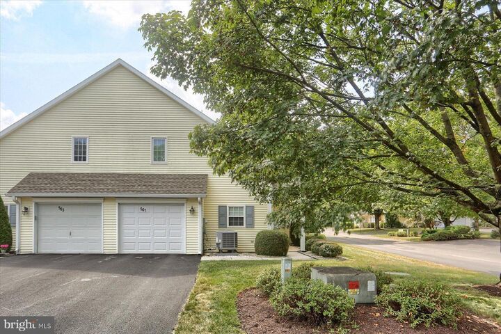 Property Photo: 561 Brighton Place PA 17055