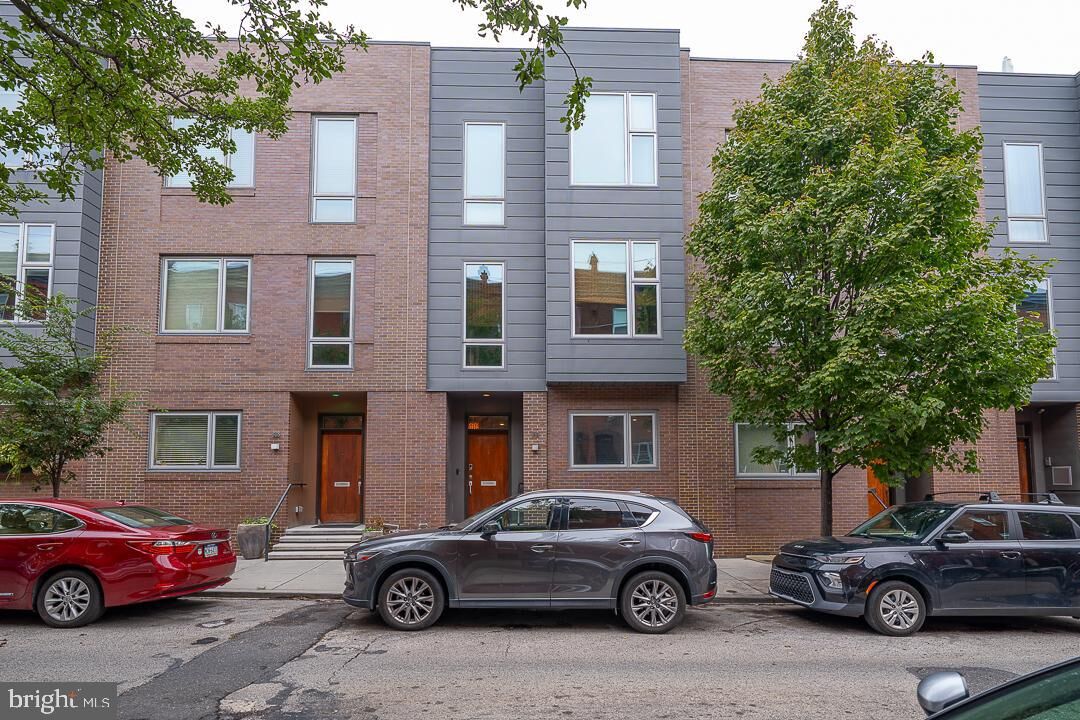 Property Photo:  810 N 24th Street  PA 19130 