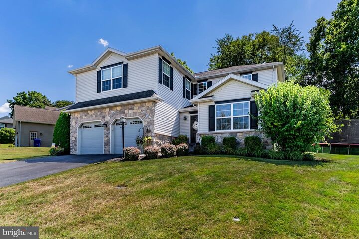Property Photo: 15 Wargo PA 17019