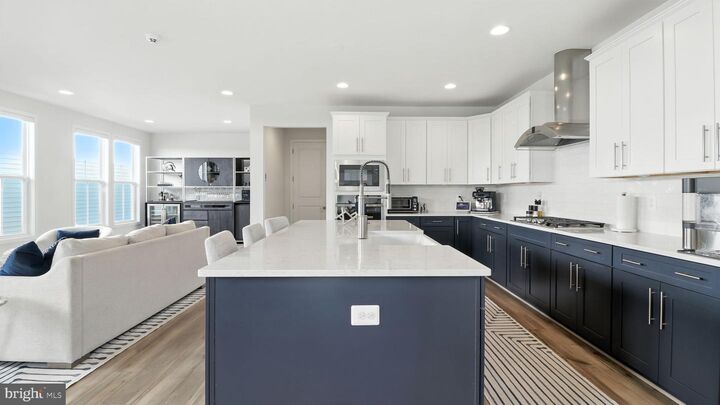 Property Photo:  41912 Blair Woods Drive  VA 20148