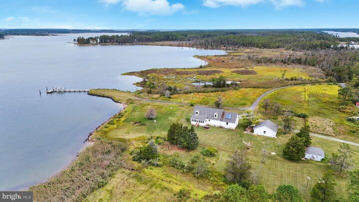 Property Photo: 5304 Cassons Neck Road MD 21613