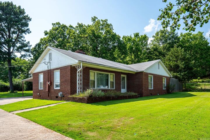 Property Photo: 393 Hwy 65 N AR 72032