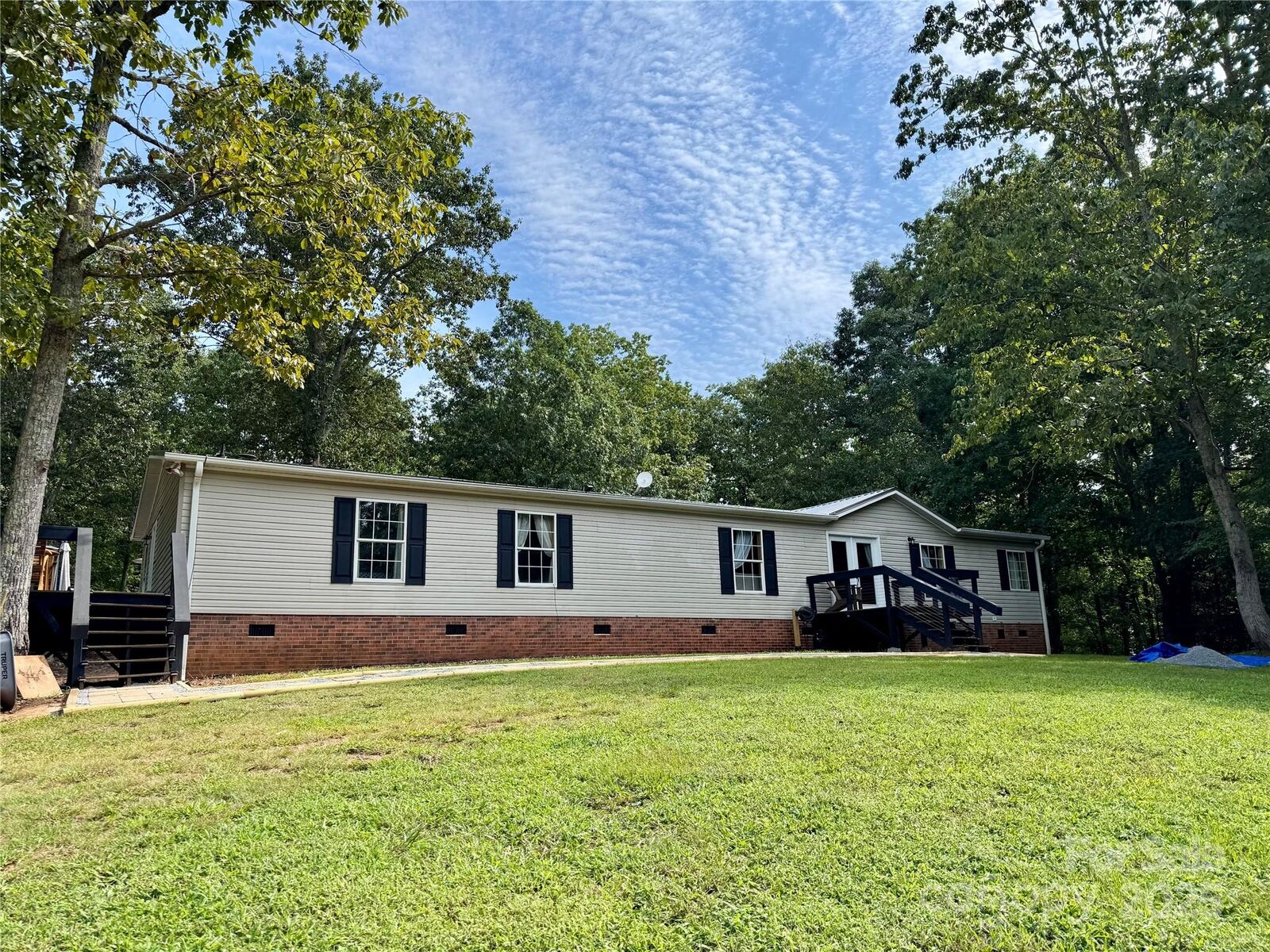 Property Photo: 763 Hinton Creek Road NC 28040