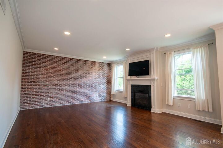 Property Photo:  35 Hillside Road  NJ 08540 