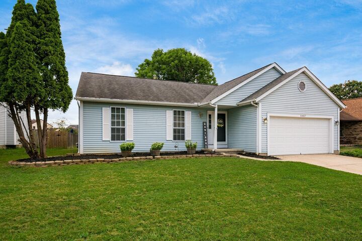 Property Photo: 6467 Berry Pond Way OH 43110