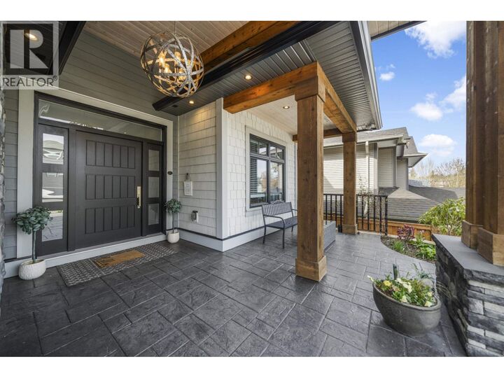 Photo de la propriété: 23902 117B Avenue BC V4R 2V6