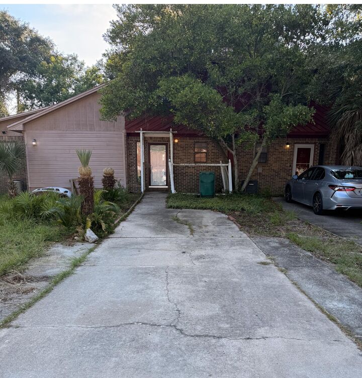 310 Davenport Court  Fort Walton Beach FL 32547 photo