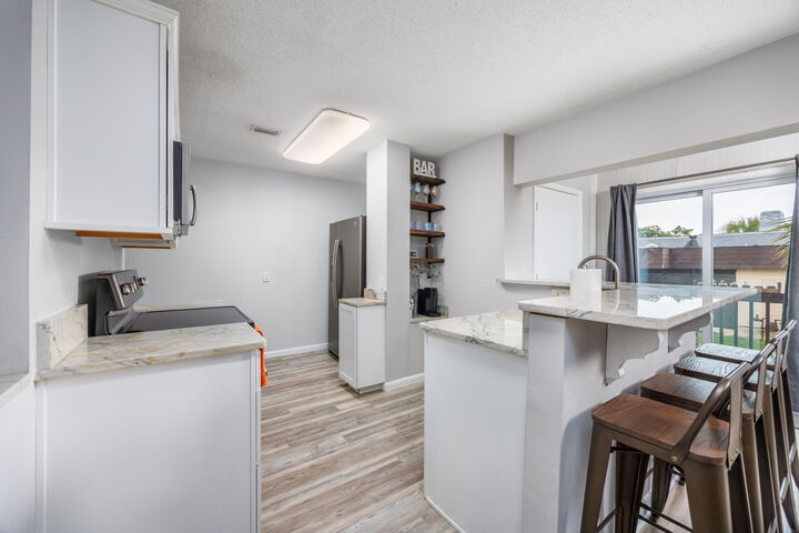 Property Photo: 404 Marshall Court 3 FL 32548