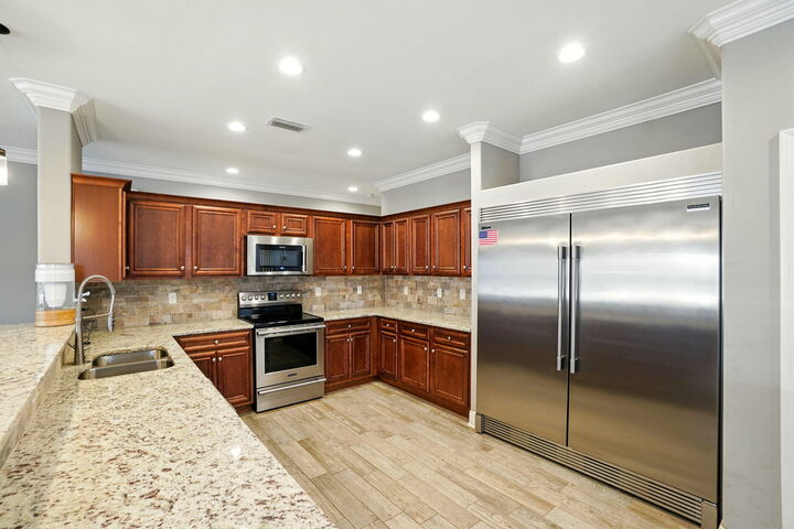 Property Photo: 212 Eleases Crossing FL 32539