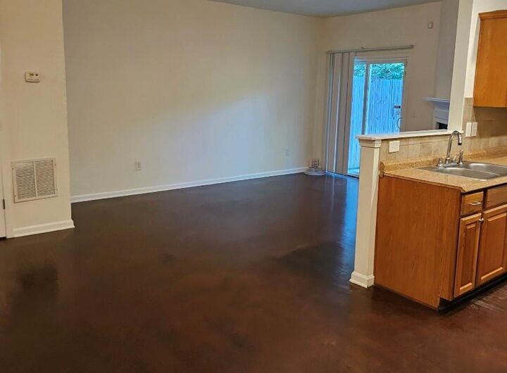 Property Photo: 2764 Keystone Avenue GA 30058