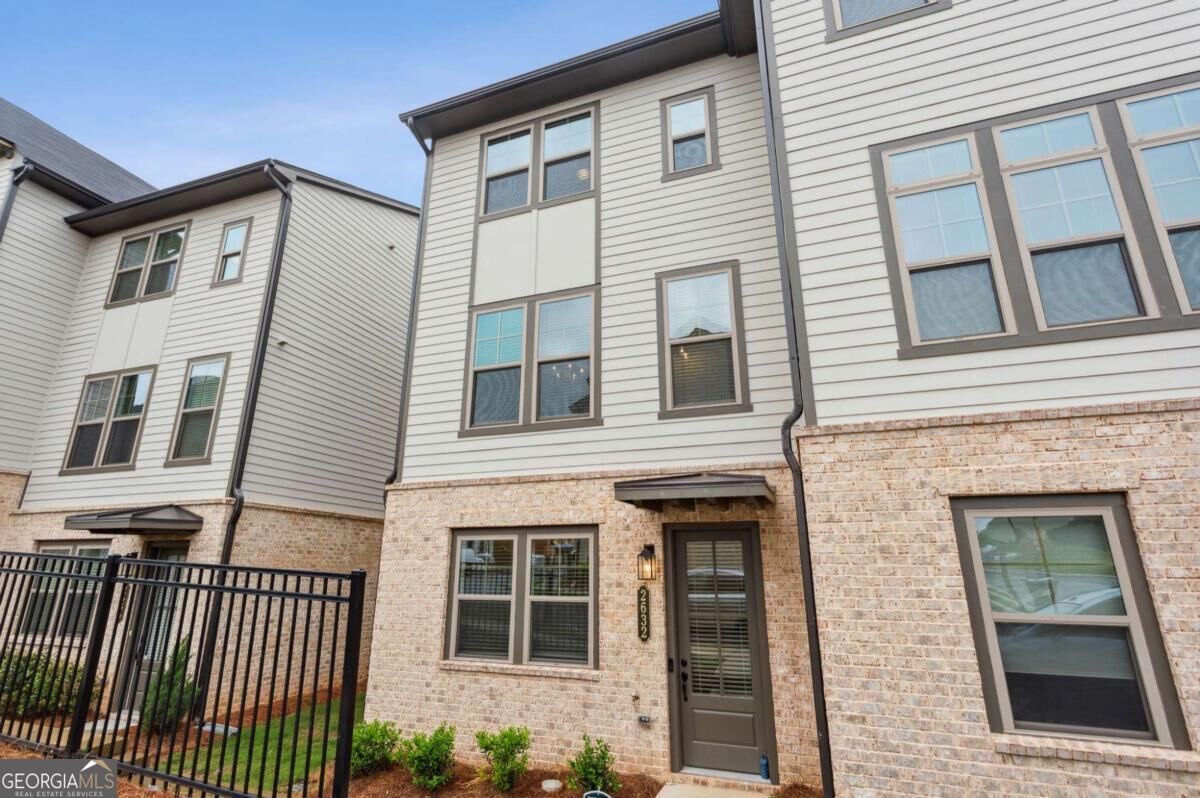 Property Photo: 2632 Caruso Way GA 30339