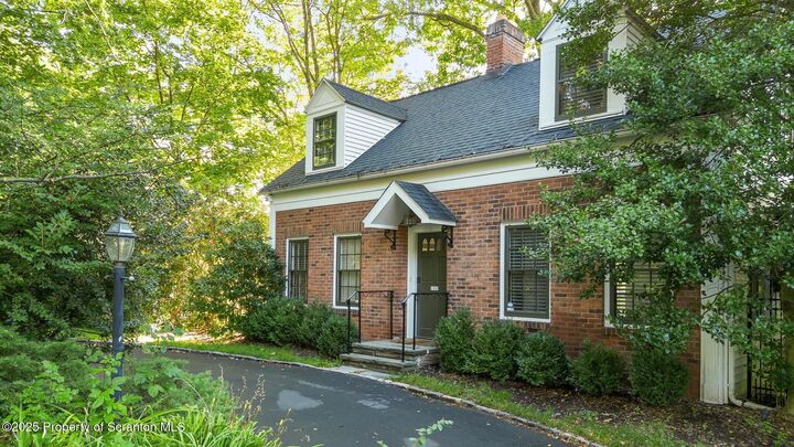 Property Photo:  111 Upper Knapp Road  PA 18411 