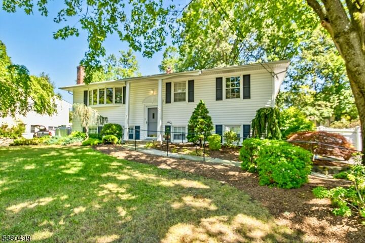 44 Summit Rd  Jefferson Twp. NJ 07438 photo
