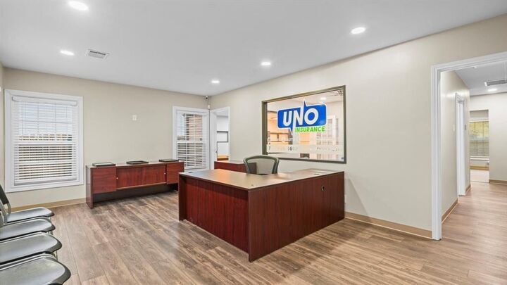 Property Photo:  4928 Old Spanish Trail  TX 77021 