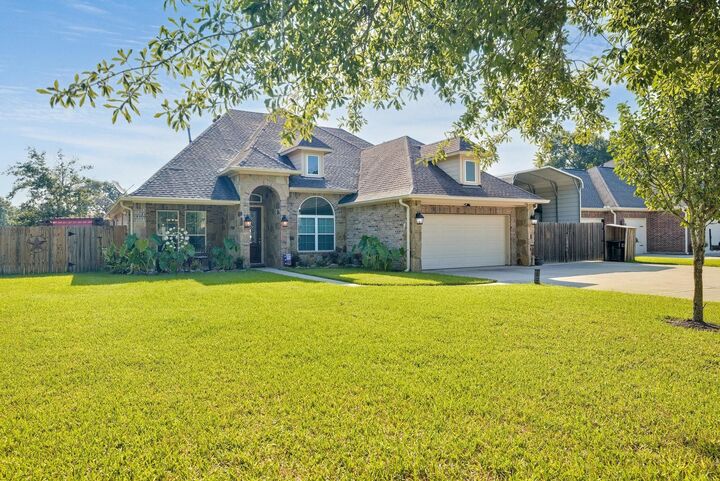 24999 Shady Oak Drive  Hockley TX 77447 photo