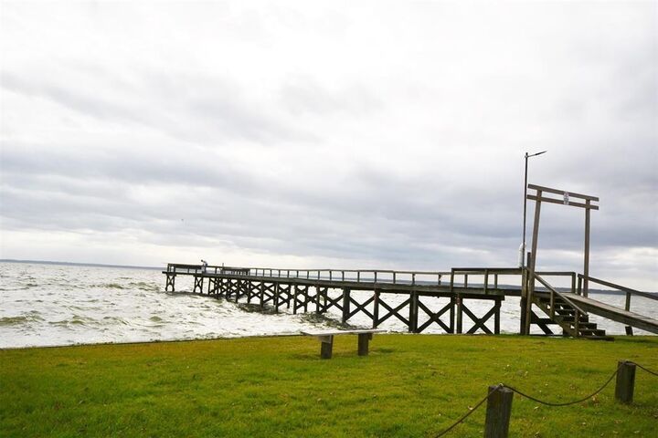 Property Photo: 189 W Lakeview TX 77360