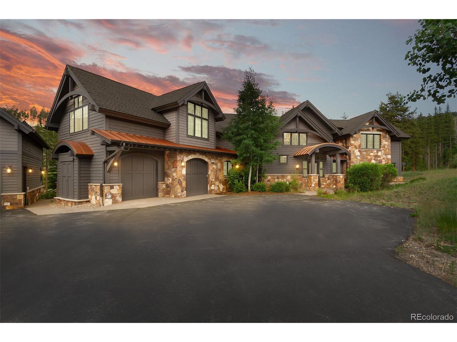Property Photo: