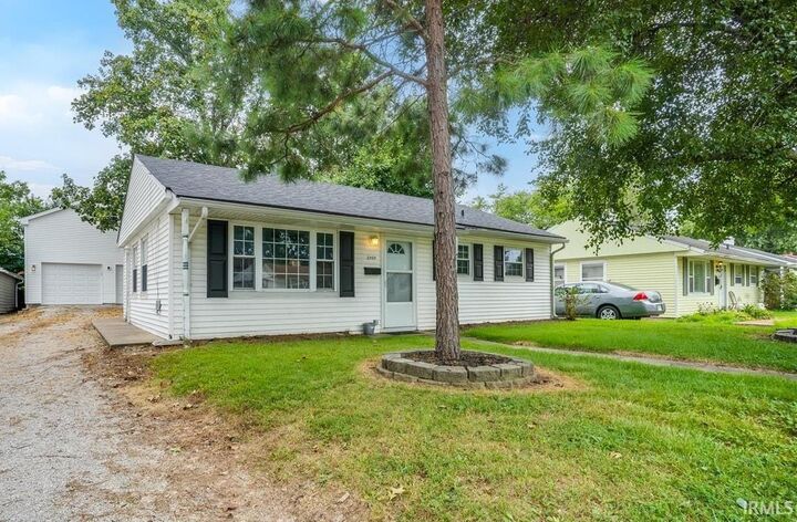 Property Photo: 2909 Madison Avenue IN 47714
