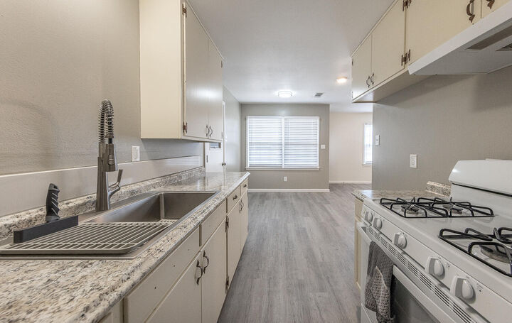 Property Photo: 2804 E 30th Street TX 79404