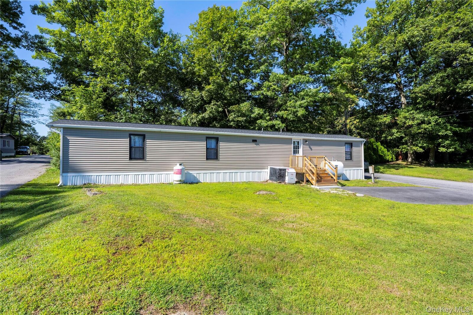 Property Photo: 15 Julia Ln NY 12508