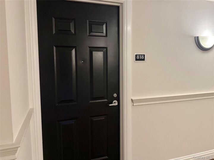 Property Photo: 300 Mamaroneck Avenue 818 NY 10605