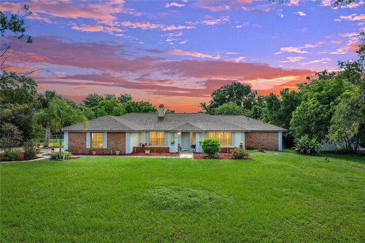 Property Photo:  1849 Crowley Circle E  FL 32779 