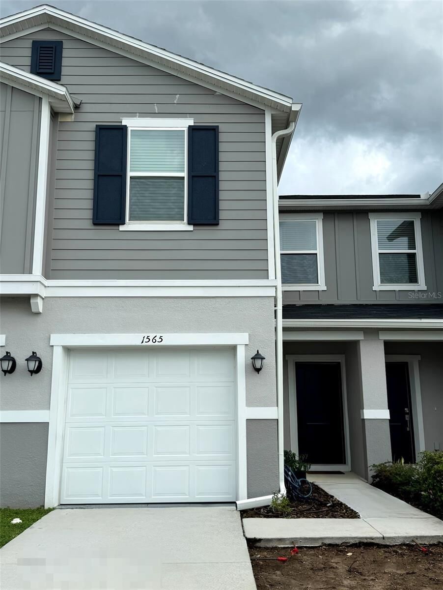 Property Photo: 1565 Mirabella Circle FL 33897