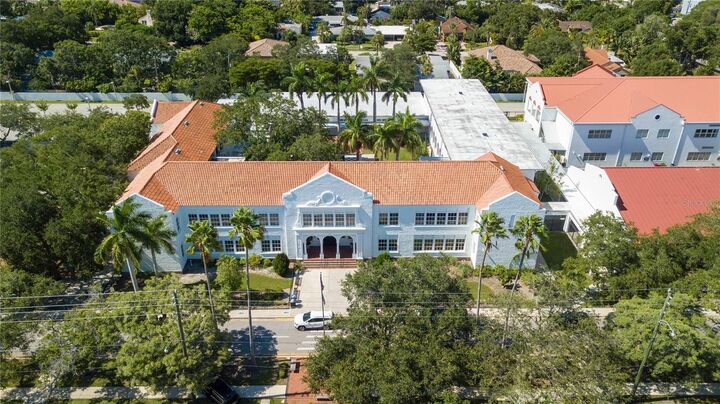 Property Photo:  3500 Flores Avenue  FL 34239 