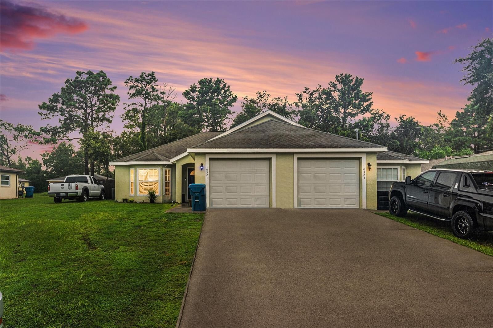 Property Photo:  10321 Hemlock Street  FL 34608 