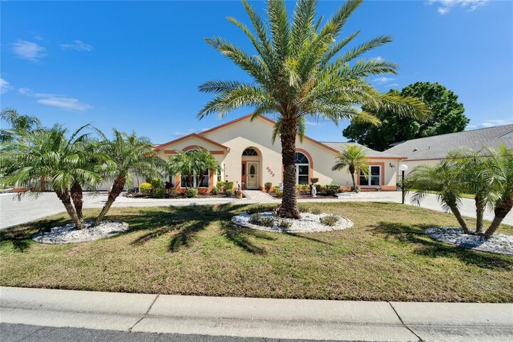 Property Photo:  6059 Condor Drive  FL 33809 