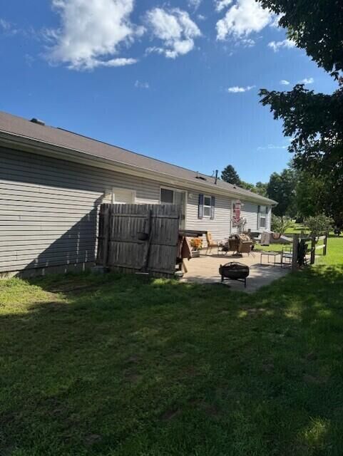 Property Photo: 6754 Paw Paw Avenue MI 49038-9519