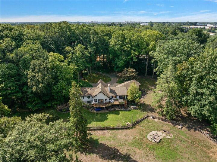 Property Photo:  955 Kenwood Drive  MI 49423 